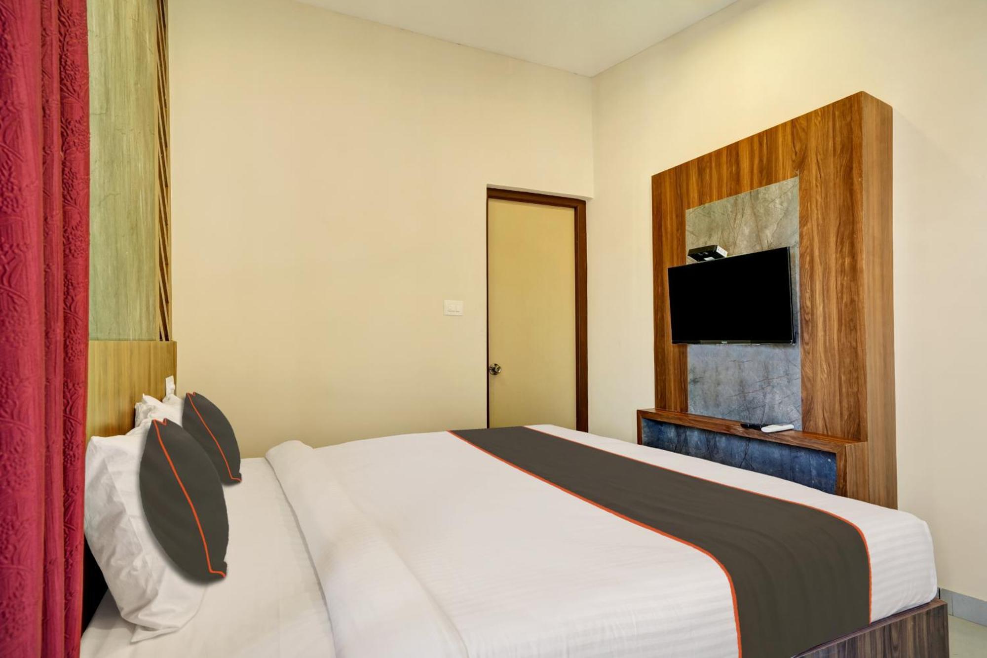Gypsy Hotel Cusat Коччи Экстерьер фото