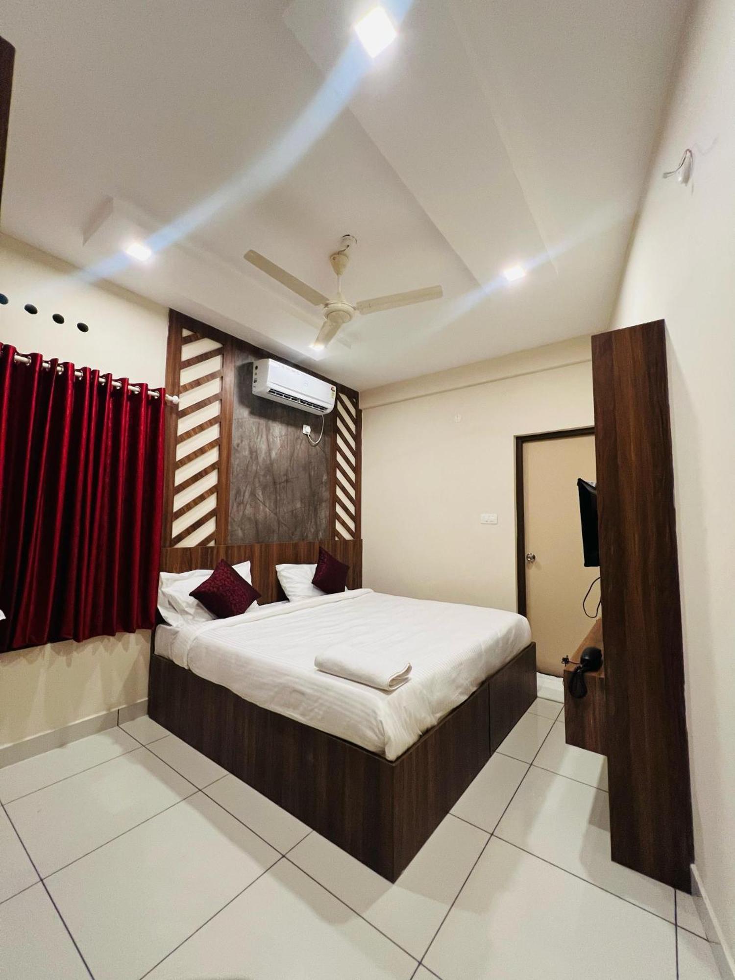 Gypsy Hotel Cusat Коччи Экстерьер фото